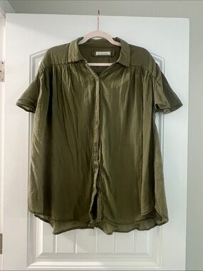 We The Free Olive Green Lightweight Shirt